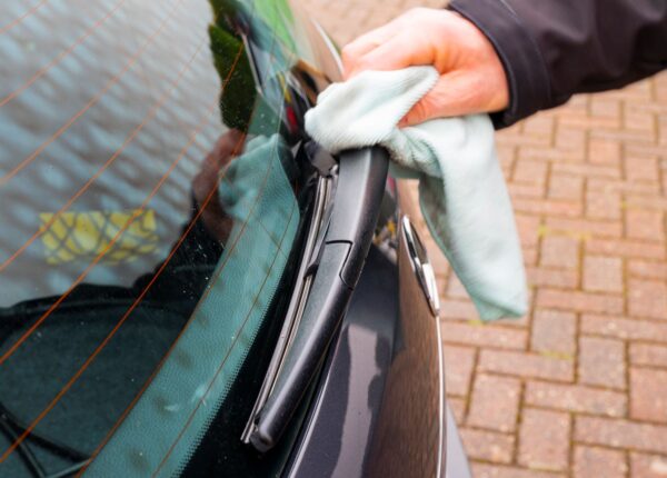 Wiper-Blade-after-Replenish.jpg